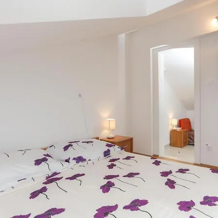 Apartamento Lana Old Town Center